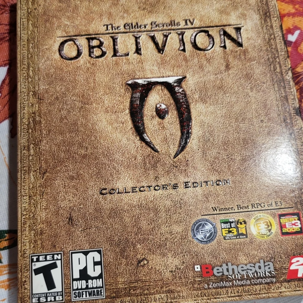 Collector's Edition of the popular video game The Elder Scrolls IV: Oblivion.